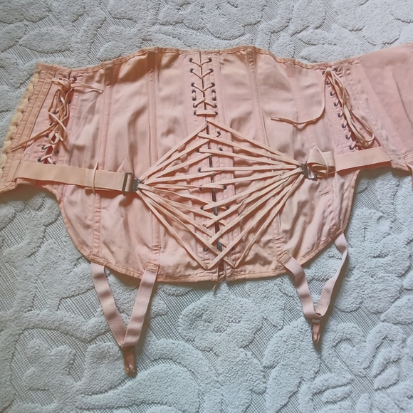 VINTAGE "CAMP" BALLERINA PINK FAN LACE UP CORSET! COTTON/ RAYON. UNWORN! - Picture 13 of 16
